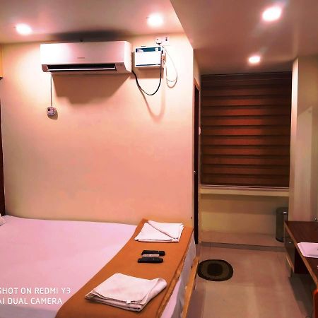 Hotel Milan Manor Port Blair Exterior foto