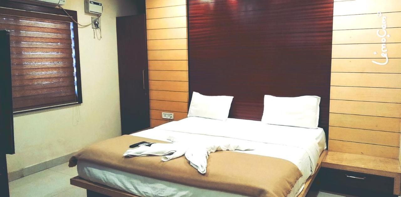 Hotel Milan Manor Port Blair Exterior foto